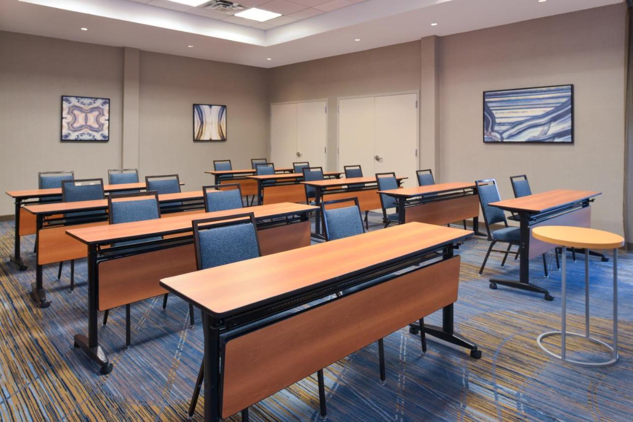 Springhill Suites Durham Chapel Hill Екстериор снимка