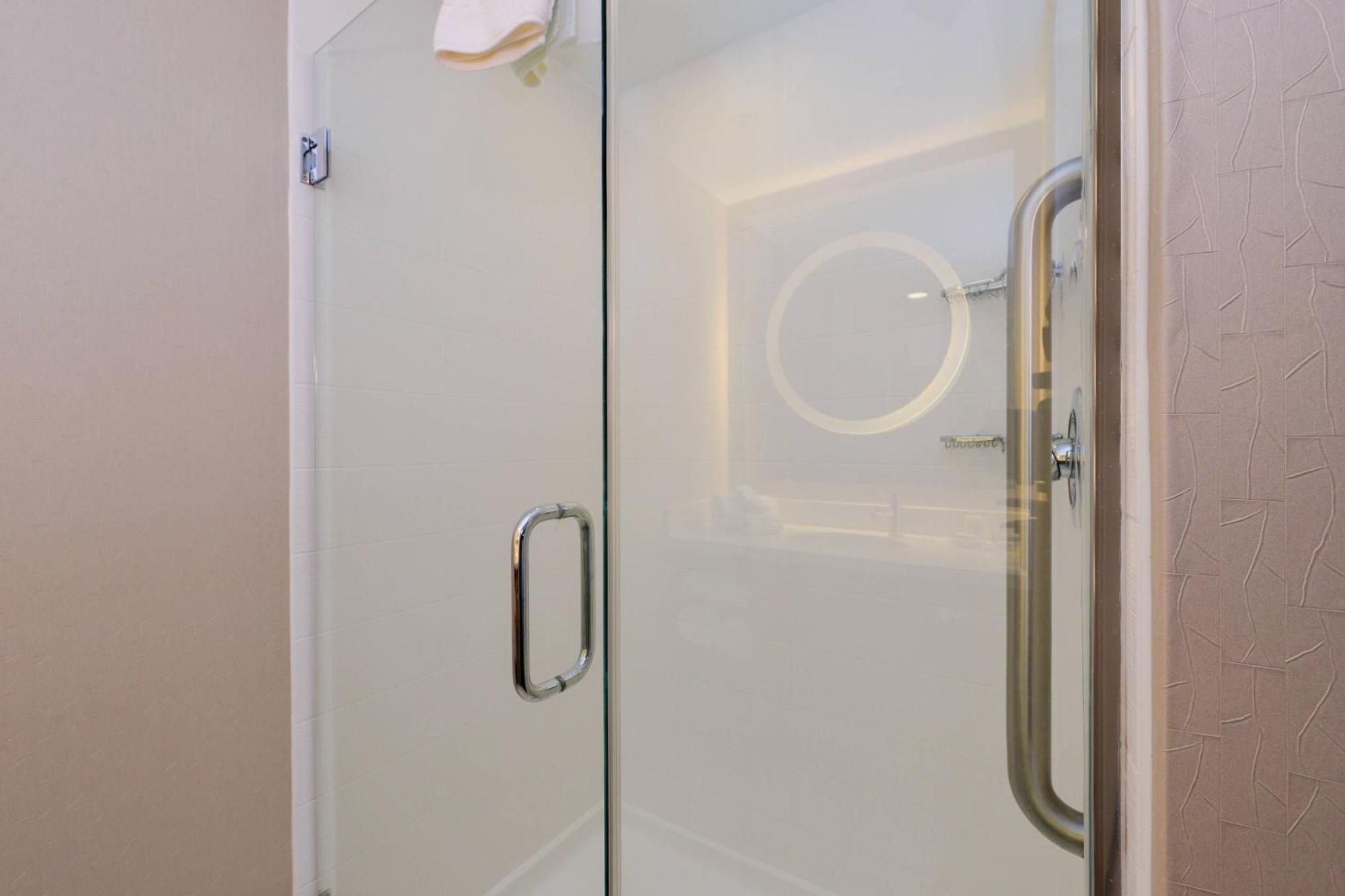 Springhill Suites Durham Chapel Hill Екстериор снимка